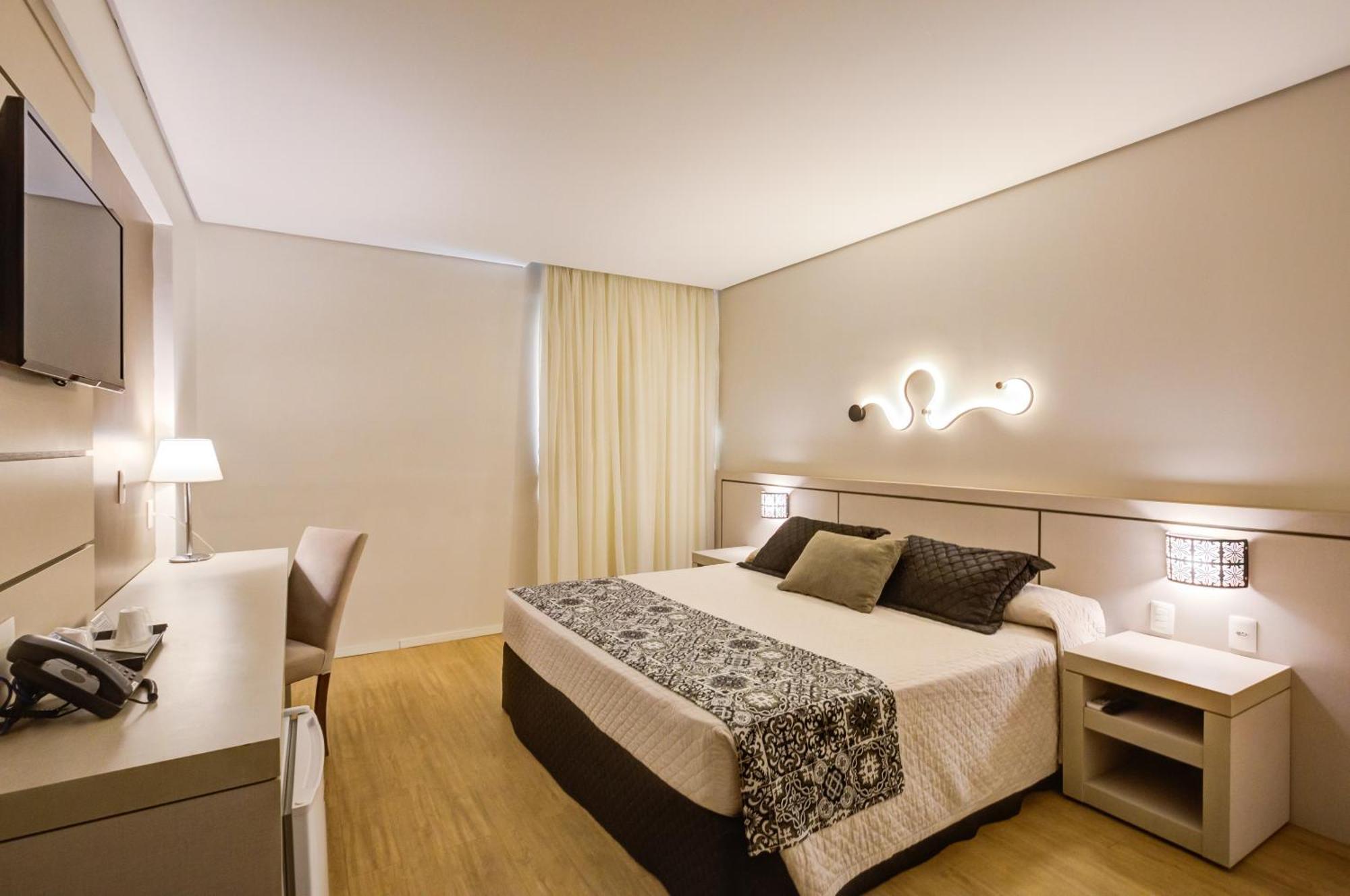 Viale Tower Hotel Foz do Iguacu Exterior photo